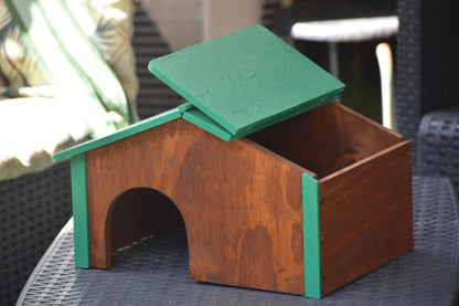 Casetta in legno ispezionabile